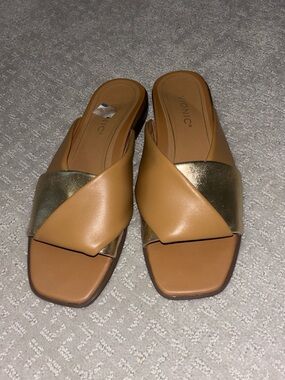 Vionic Tan with Gold Crossover Slide Sandals